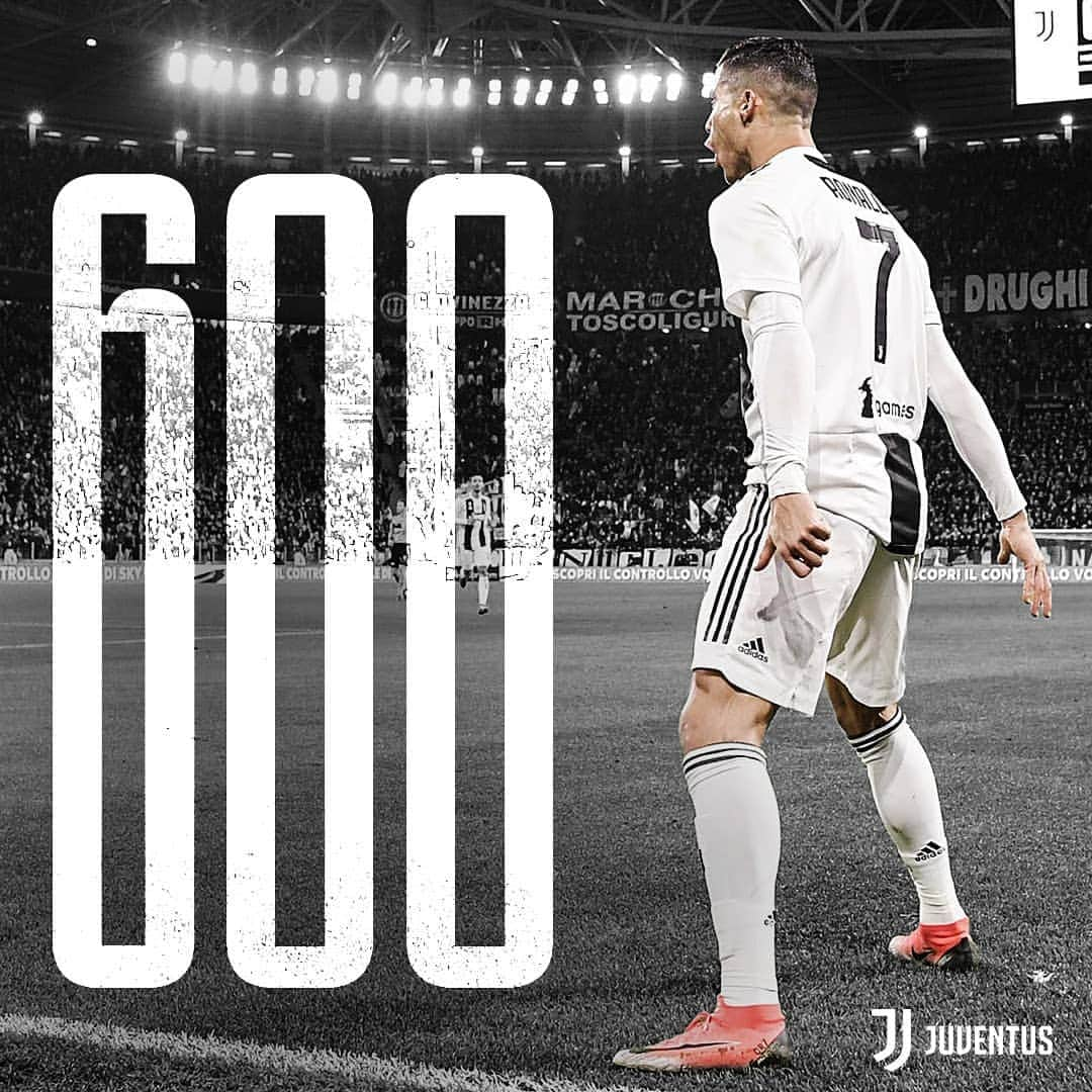 ユヴェントスFCさんのインスタグラム写真 - (ユヴェントスFCInstagram)「6️⃣0️⃣0️⃣ career club goals! 👏👏👏 @cristiano」4月28日 5時00分 - juventus