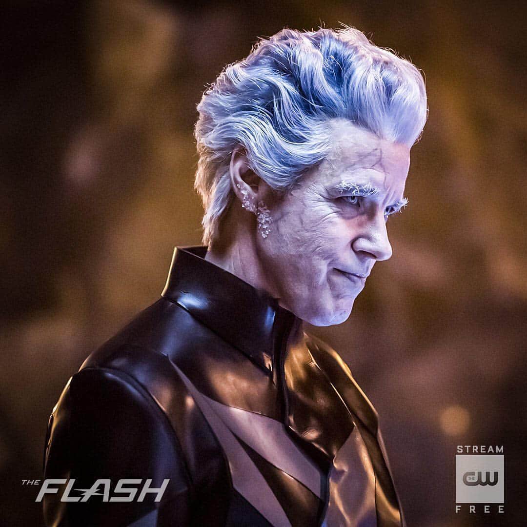 The Flashさんのインスタグラム写真 - (The FlashInstagram)「Don't get left out in the cold. Catch up now: Link in bio. #TheFlash」4月28日 5時26分 - cwtheflash