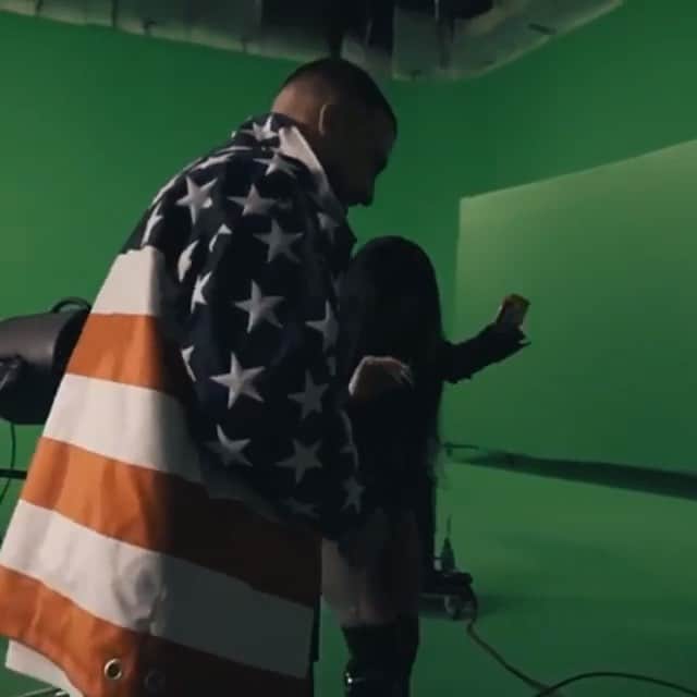 ファンクマスター・フレックスのインスタグラム：「New French Montana knocking!!!! Mean!!!! @Ciroc #AD」