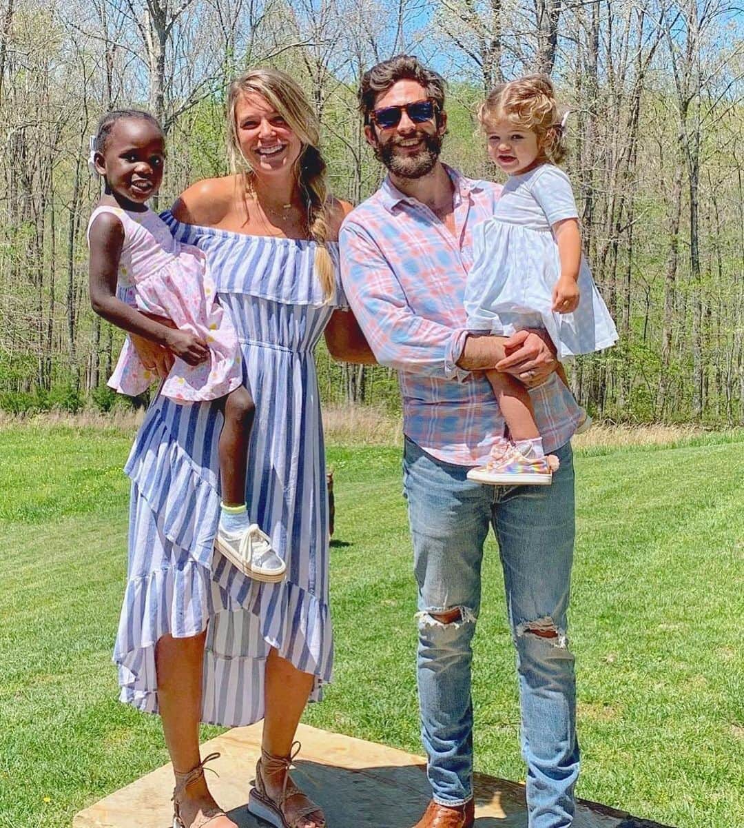 People Magazineさんのインスタグラム写真 (People MagazineInstagram)「Family fun! 😍