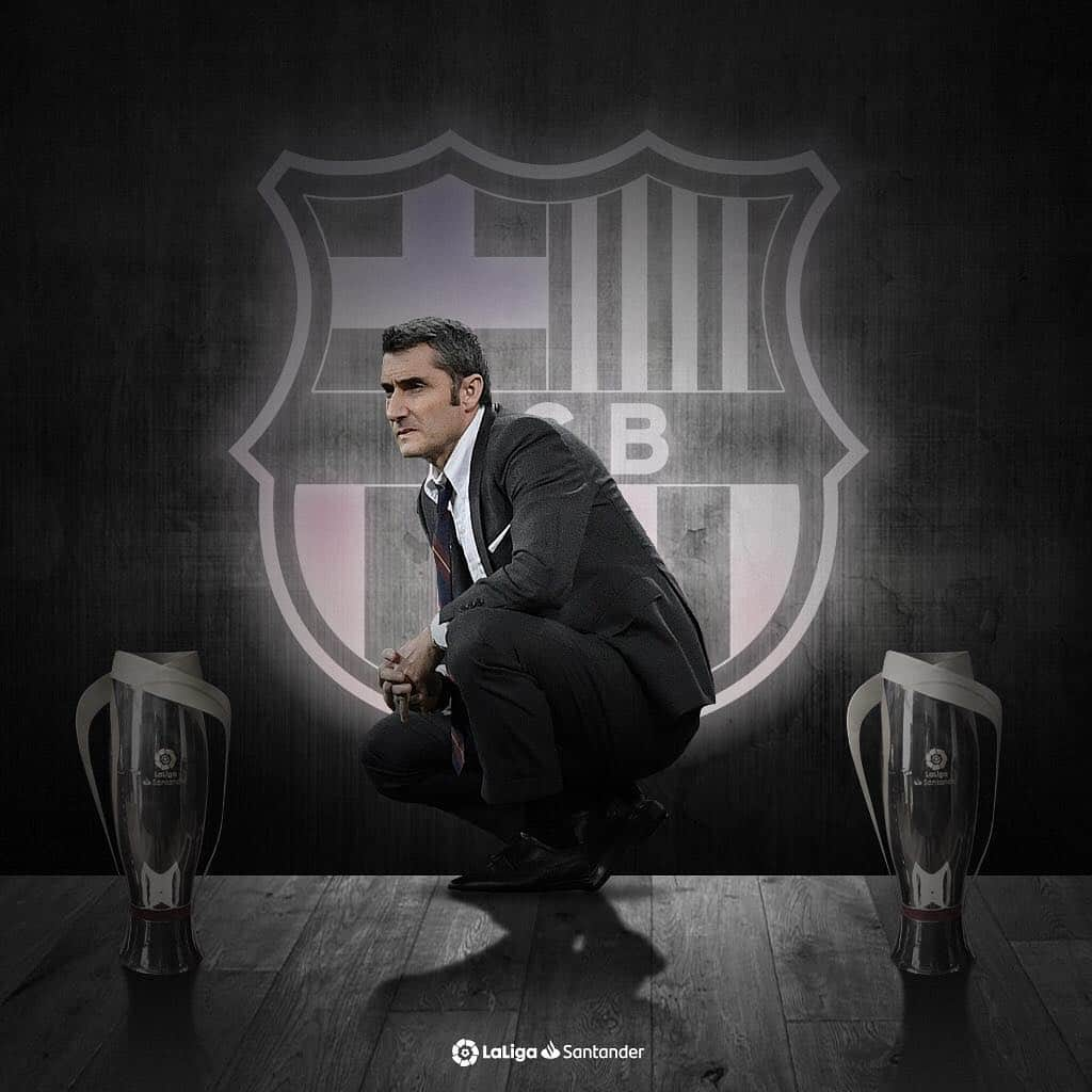 LFPさんのインスタグラム写真 - (LFPInstagram)「2017/18 🏆 2018/19 🏆 • 2 out of 2! Ernesto Valverde wins his second successive LaLiga Santander title with @fcbarcelona! 💙📋❤️ • #Barça #Champions #Valverde #LaLigaSantander #LaLiga #Coach #Title」4月28日 5時57分 - laliga