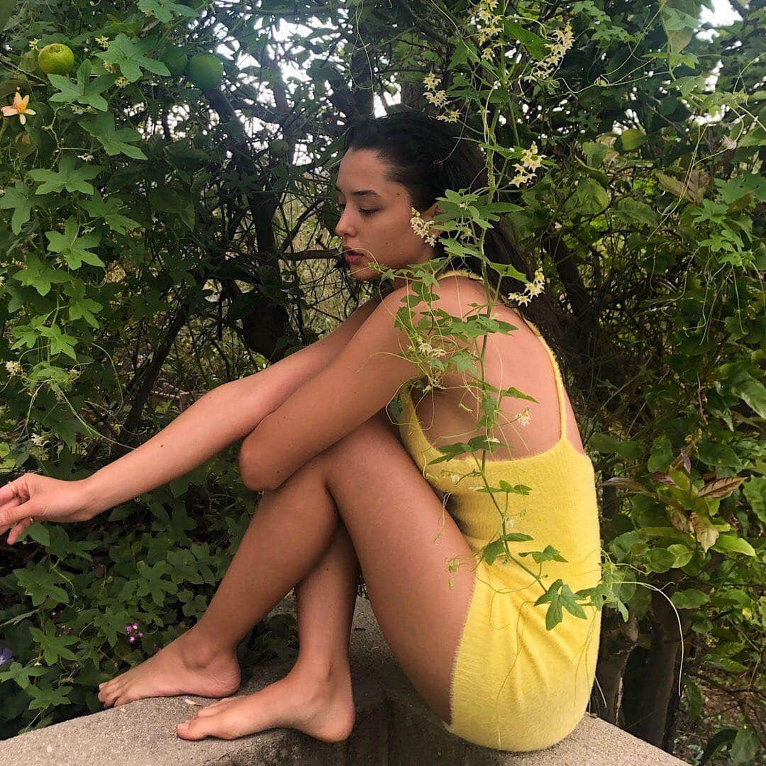 For Love & Lemonsさんのインスタグラム写真 - (For Love & LemonsInstagram)「For Love & Lemons in the wild | The Gwen Tank Dress on @isabellamanderson #GIRLSinLOVE」4月28日 6時02分 - forloveandlemons