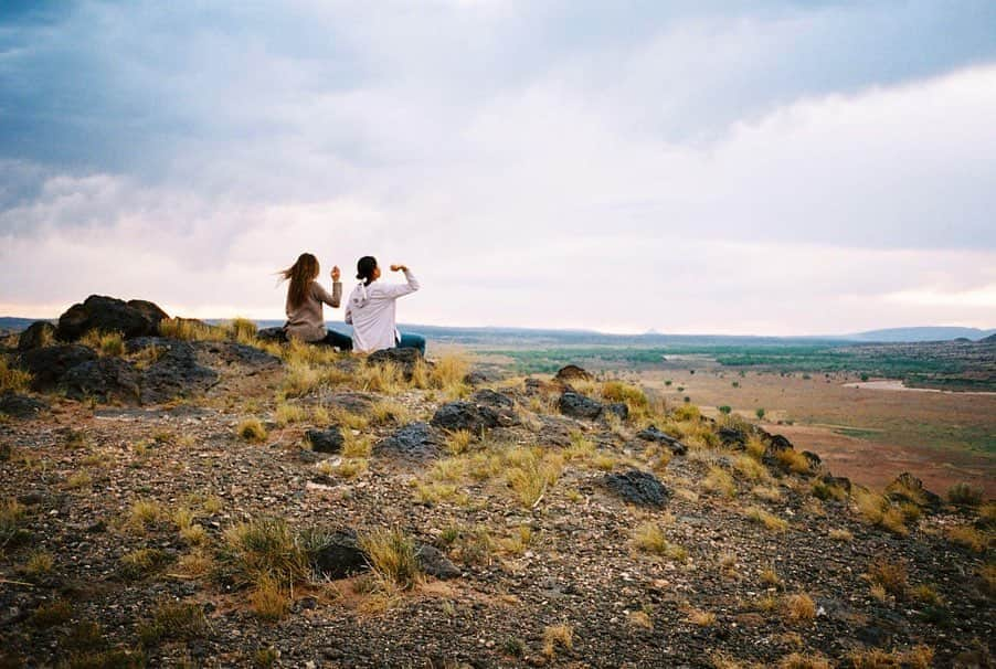 サブリナ・カーペンターさんのインスタグラム写真 - (サブリナ・カーペンターInstagram)「@shorthistorylongroad just premiered today at @tribeca ☁️this film will always hold a very special place in my heart. if you see it this weekend, i hope u love it x」4月28日 6時17分 - sabrinacarpenter