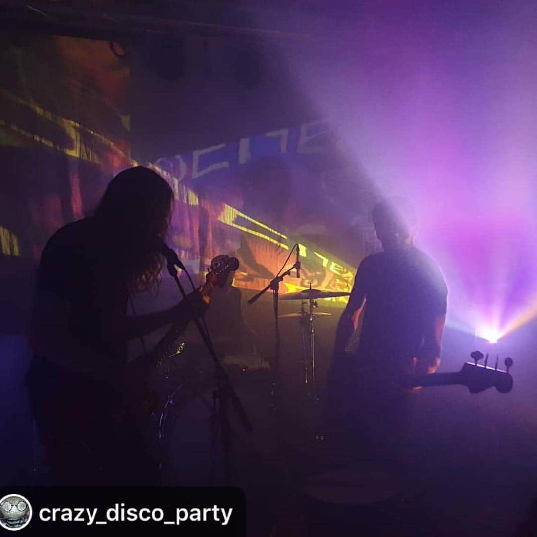 A Place to Bury Strangersのインスタグラム：「#Repost @crazy_disco_party ・・・ A Place to Bury Strangers #aplacetoburystrangers #studio9294 #testpressingfestival @aplacetoburystrangers @testpressingfestival」