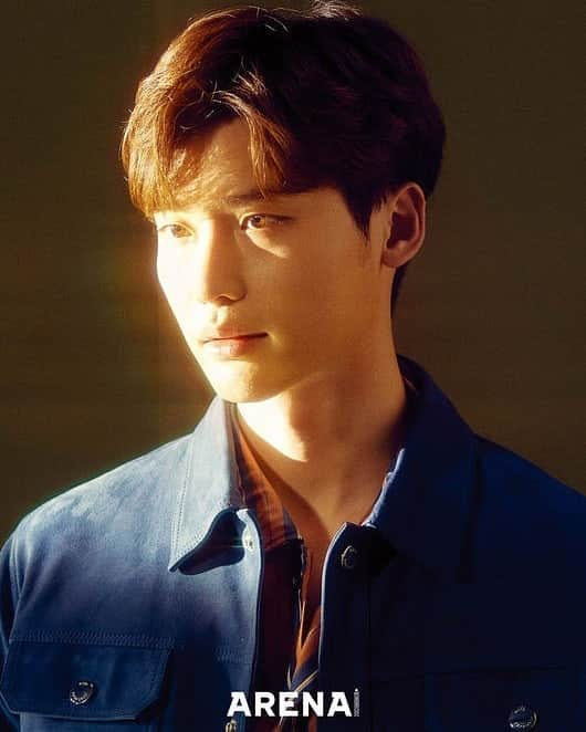 Just a girlさんのインスタグラム写真 - (Just a girlInstagram)「Lee Jong Suk @jongsuk0206 💜For Arena . . . .  #이종석 #LeeJongSuk #LeeJongSeok #koreanactor #korean #koreanboy#맞팔 #셀스타그램 #셀카 #얼스타그램 #데일리 #선팔 #인스타그램  #l4l #f4f  #like4like #ootd  #おしゃれ #オシャレ #いいね返し #フォロー #韓国人 #韓国 #セルカ #自撮り #ファッション #フォロー」4月28日 7時40分 - cecithegirl