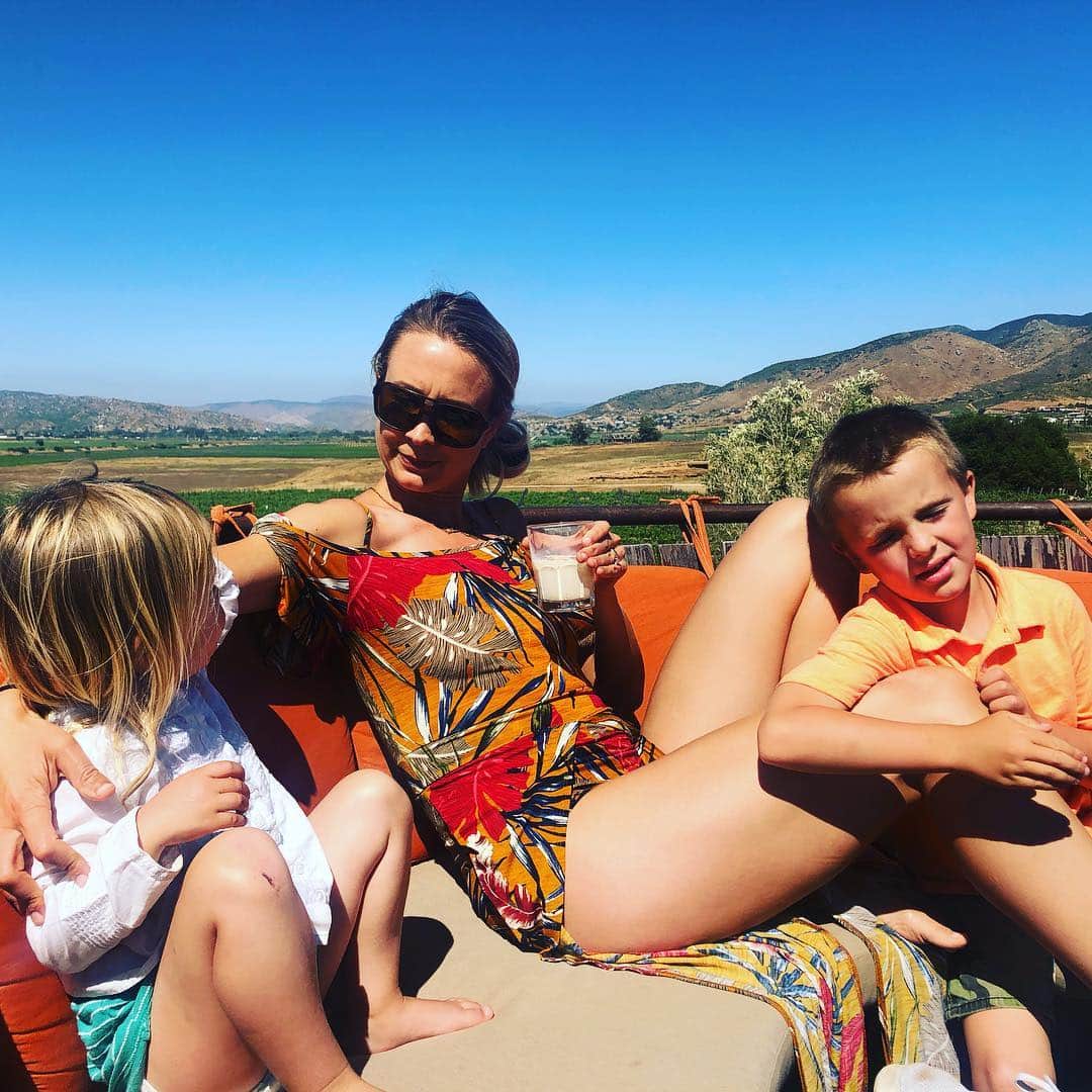 トニー・アゼベドのインスタグラム：「Happy Birthday to my best friend! Had an amazing 2 days in #valledeguadalupe still lookin good 😉」