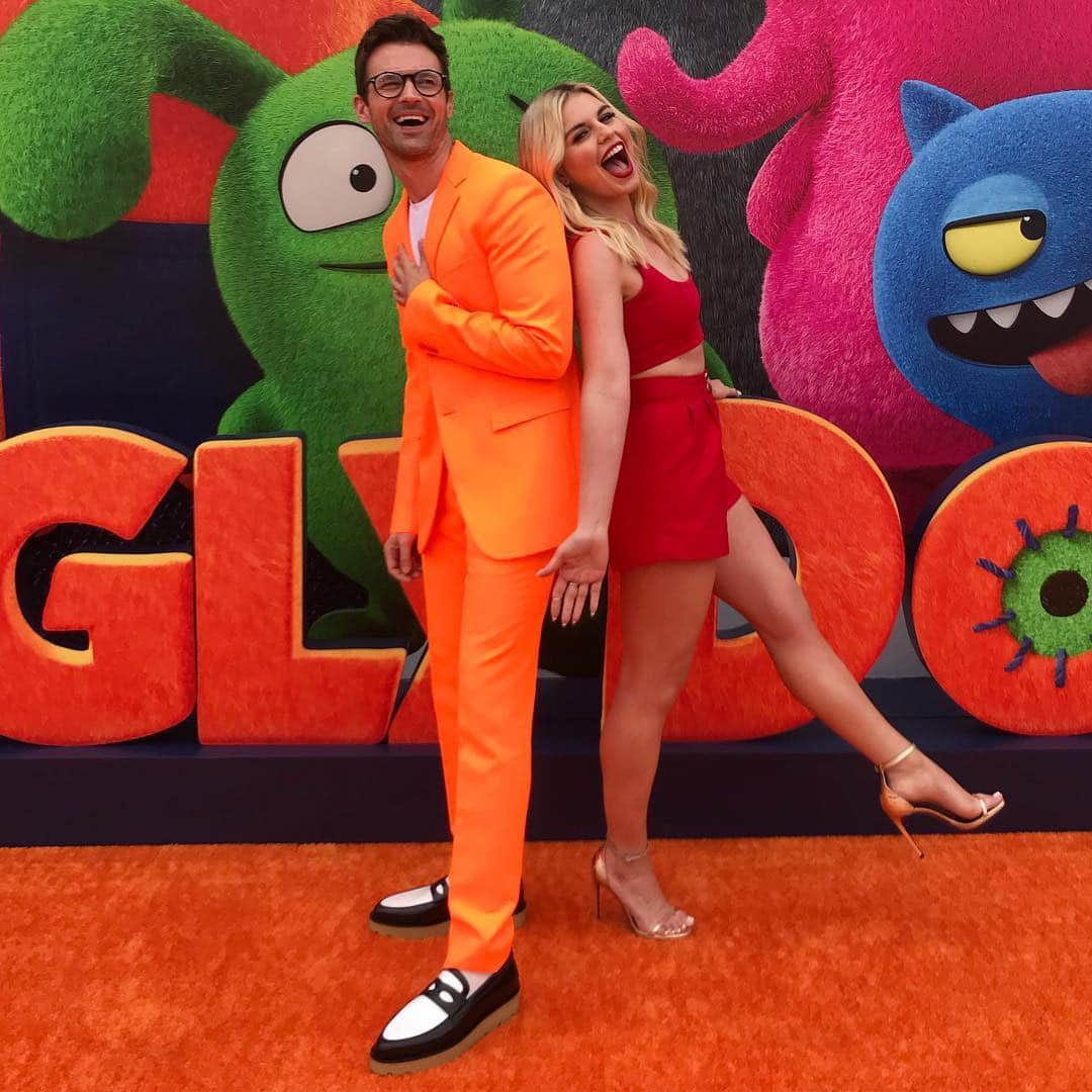 ブラッド・ゴレスキーさんのインスタグラム写真 - (ブラッド・ゴレスキーInstagram)「Orange you glad @tanyarad & I got to talk with some of our fave people EVER at the @uglydolls premiere?!!! Check my stories for @nickjonas, @kellyclarkson & more. #uglydolls」4月28日 7時50分 - bradgoreski