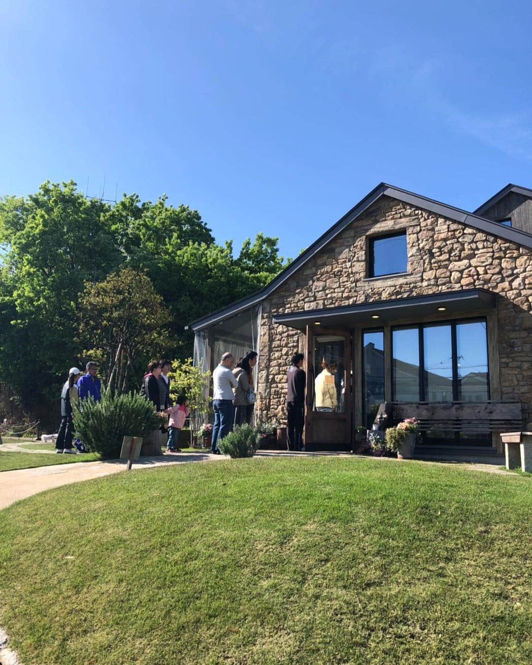 丘の上のパン屋 のグルメインスタ