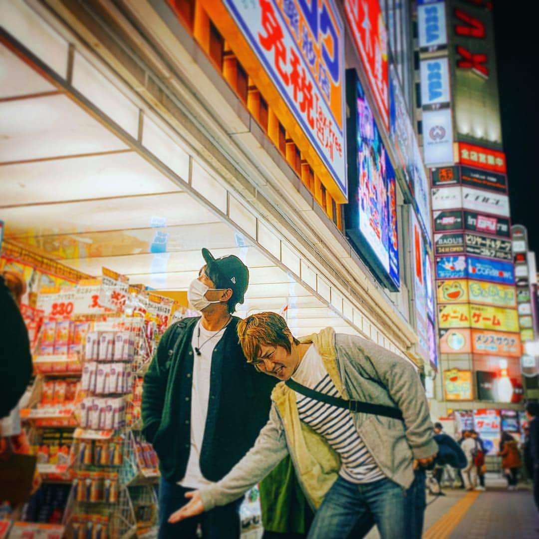 酒井健太さんのインスタグラム写真 - (酒井健太Instagram)「ノブオー冷えピタ買って帰るぞー  #ペンギンズ #ノブオ #冷えピタ」4月28日 8時59分 - kenta_sakai