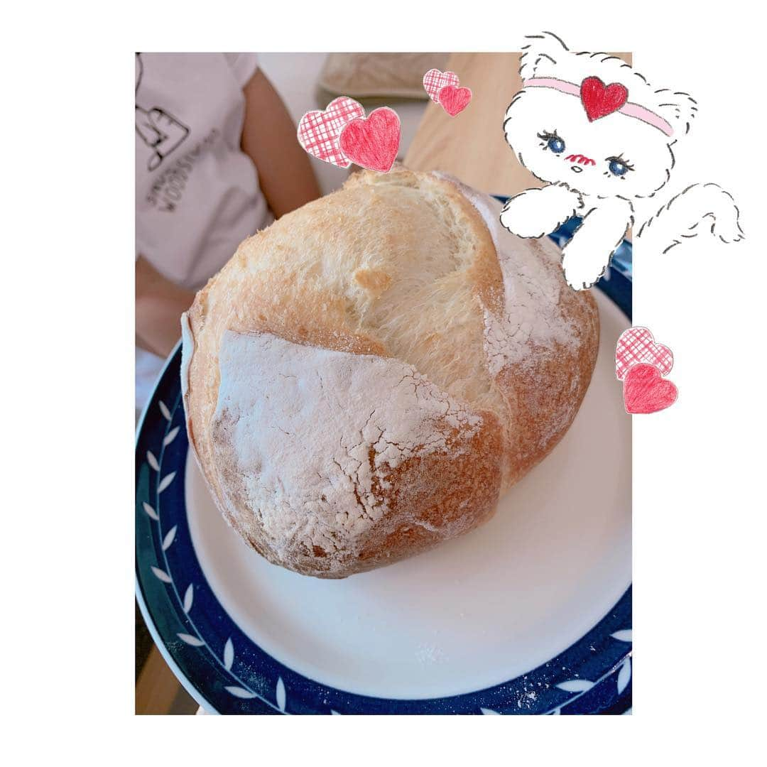 辻希美さんのインスタグラム写真 - (辻希美Instagram)「希空が２０時間以上かけて作ったパン🥖(๑・ω-)～💕💕☝️" #希空作 #２０時間以上かけて作ったパン #希空ベーカリー #ガチパン #激うま #外カリッカリ #中モッチモチ #売り物並 #私の娘。 #まぢ凄い #自慢の娘。 #親バカ かもですが #本当に凄い娘 #小学６年生」4月28日 18時20分 - tsujinozomi_official