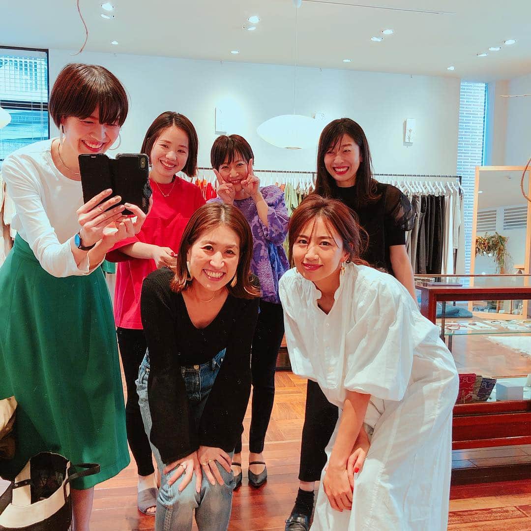 東原亜希さんのインスタグラム写真 - (東原亜希Instagram)「greed福岡店の皆様、ありがとうございました♡♡♡」4月28日 18時29分 - akihigashihara