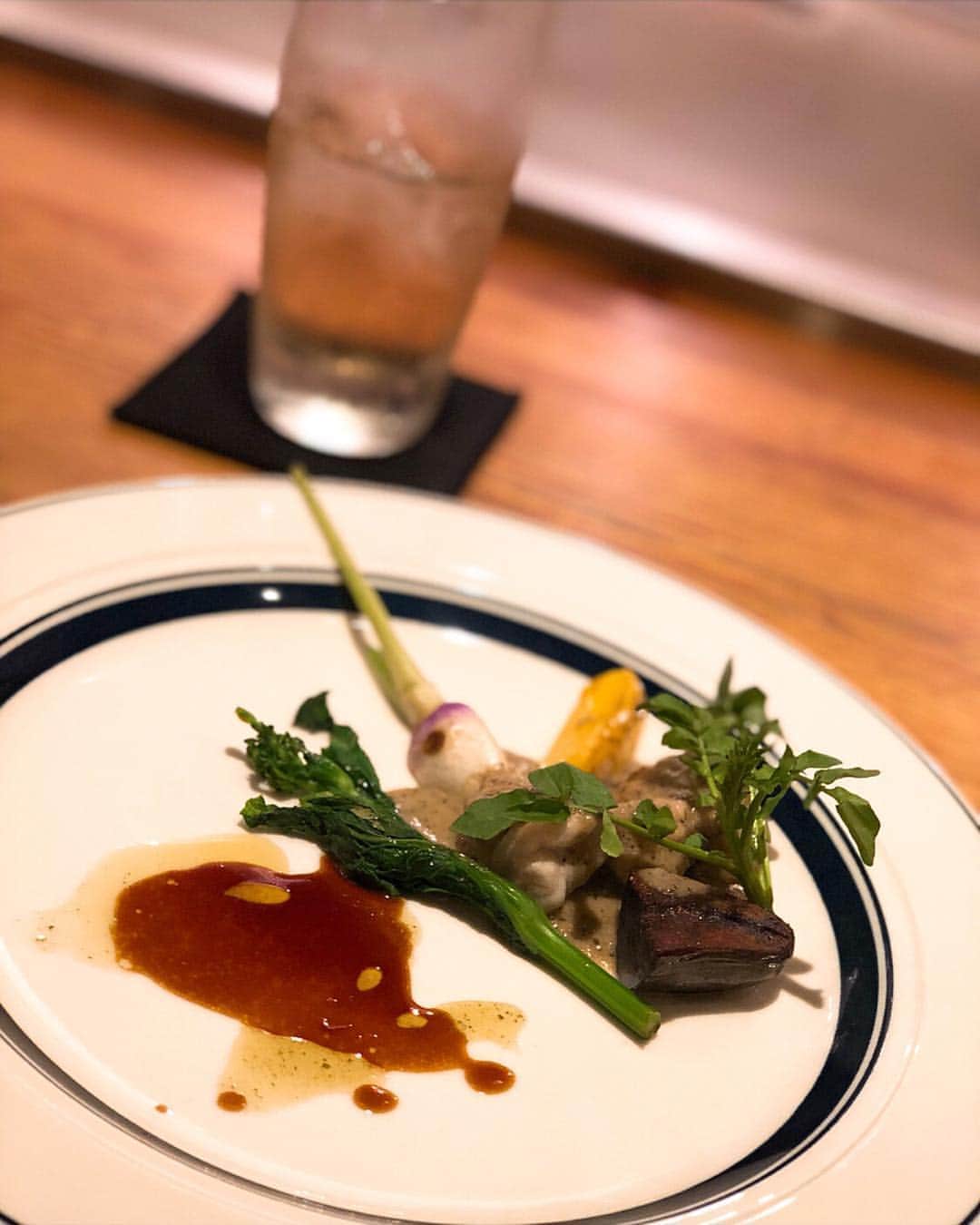 菅又菜摘（ナツ）さんのインスタグラム写真 - (菅又菜摘（ナツ）Instagram)「🎂 Happy birthday @yutapai 昔ランチタイムにバイトしてた 叔父さんのお店でディナー🍽 相変わらず美味し過ぎました🤤💕 ケーキと一緒に叔父さん叔母さん サプライズ登場💛ありがとう thank you @souldressing_ebisu @heytahirano @mika_mika_hirano  #souldressing #ebisu #daikanyama #birthday #dinner #birthdaydinner #date #myfamily #love #family  #mylove #yutapai #pi #pi_official #kogenatsu #焦げNATSU #こげなつ」4月28日 18時35分 - kogenatsu920