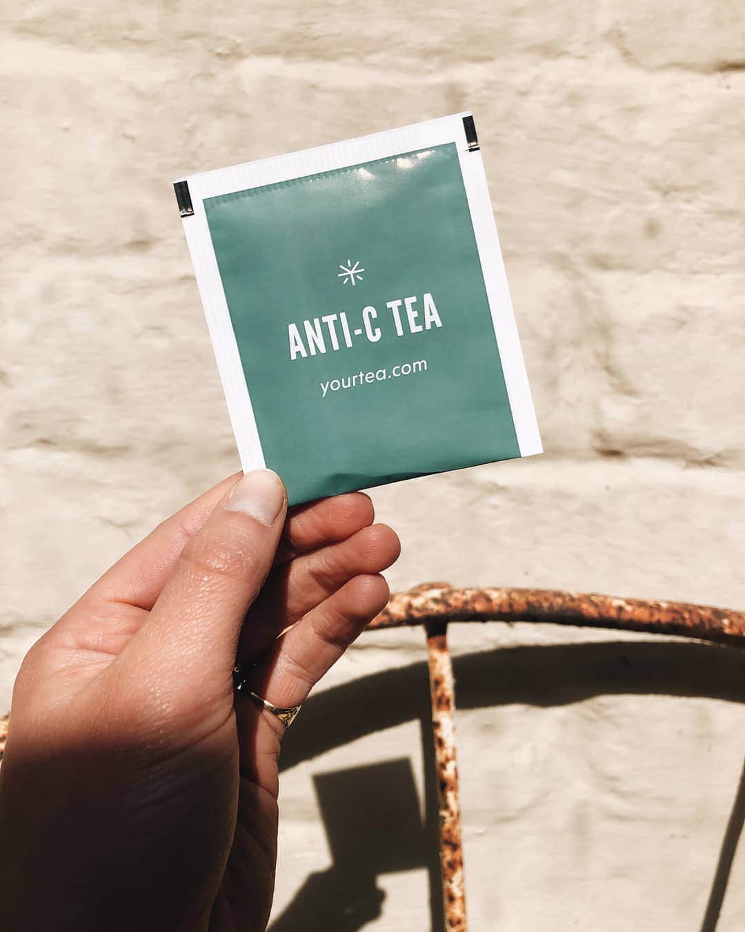 Your Teaさんのインスタグラム写真 - (Your TeaInstagram)「"Looking at your butt and thighs in the mirror isn’t always pleasant, especially when you see cellulite. Having cellulite doesn’t mean you are overweight—it’s just the way your skin reveals fat deposits. However, there are a few things that can cause cellulite: hormones, dehydration, total body fat, and thickness/color of your skin. If you’re tired of cellulite, then it might be time to try out Anti-C Tea in combination with an anti-cellulite diet, because cellulite happens from the inside-out so that’s how you can get rid of it." Taken from our blog, ANTI-C TEA AND CELLULITE」4月28日 18時37分 - yourtea