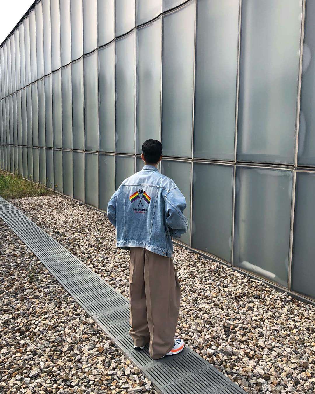 Junyoungさんのインスタグラム写真 - (JunyoungInstagram)「BB . . . #msgm #balenciaga #maisonmargiela #margiela」4月28日 18時54分 - yanggeng88