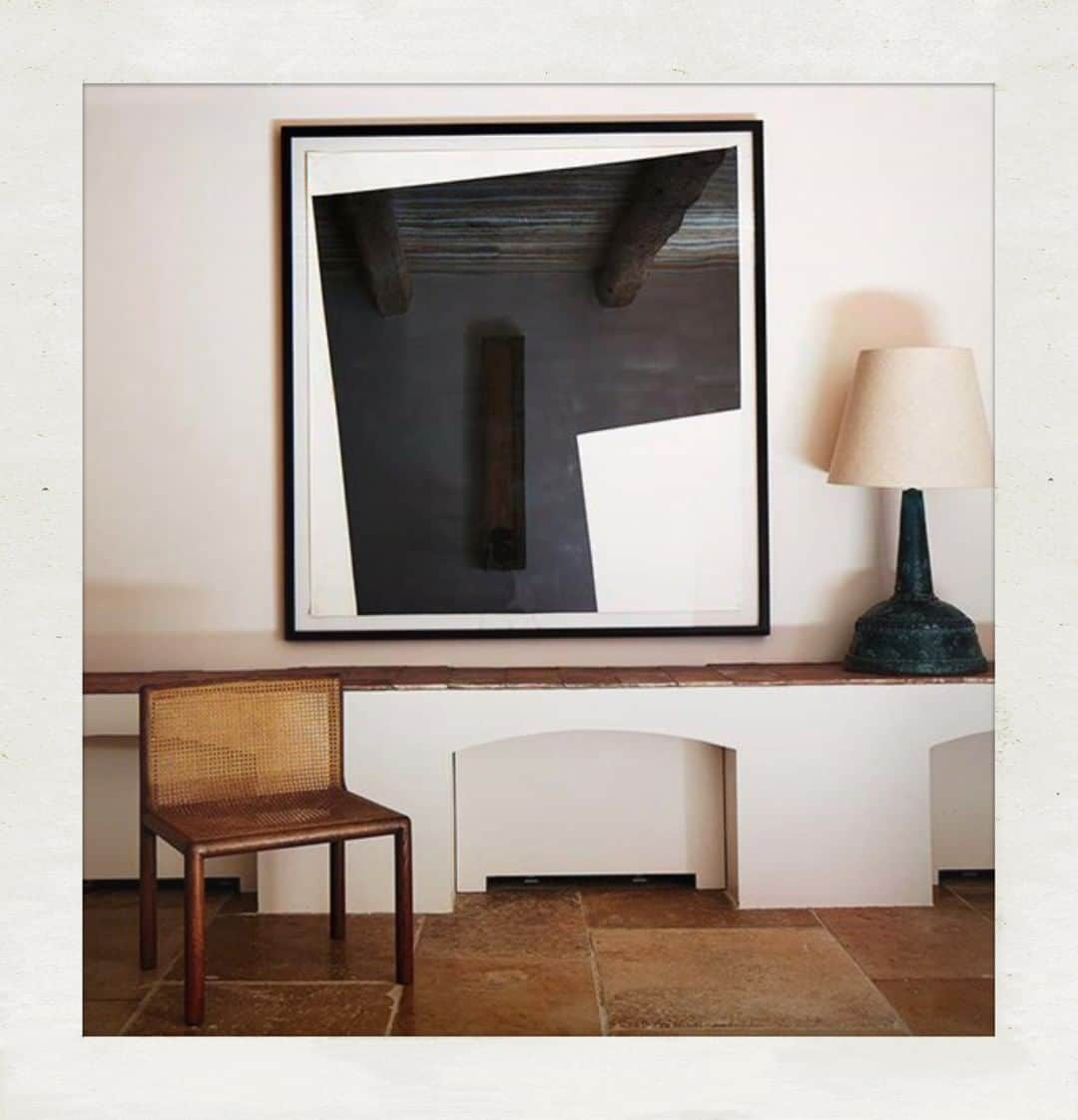 リカさんのインスタグラム写真 - (リカInstagram)「Provençal estate of @pierre.yovanovitch 🖤 #interiordesign #ispiration #space #home #rikaloves #minimalism」4月28日 19時00分 - rikastudios_