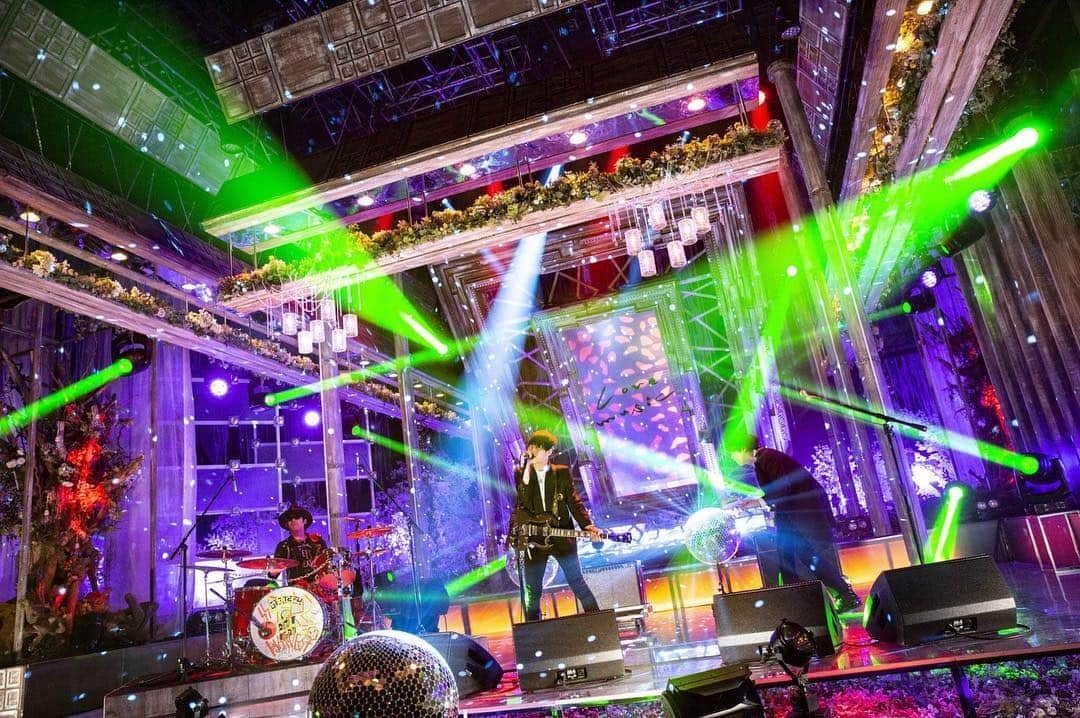 フジテレビ「Love music」のインスタグラム