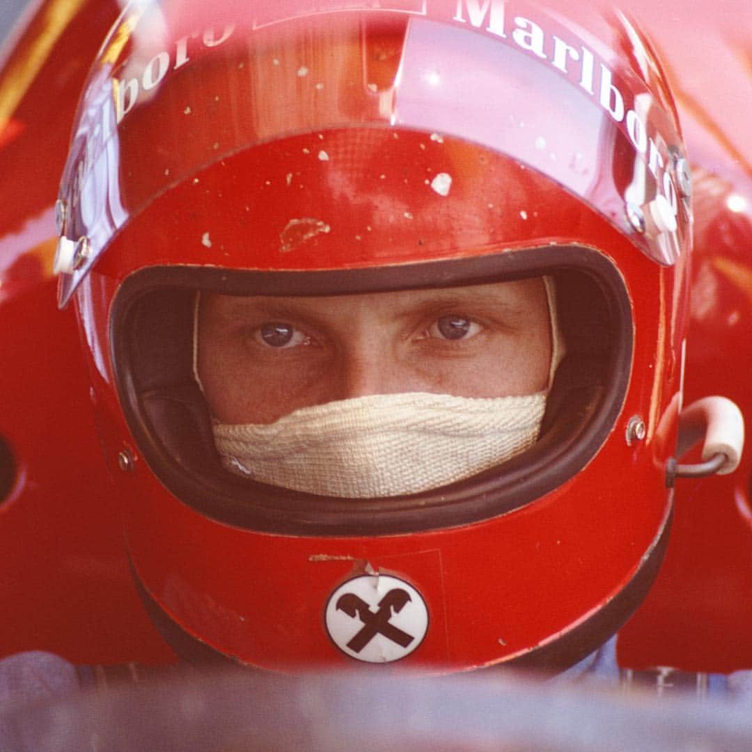 のインスタグラム：「#OnThisDay in 1974, Niki scored his maiden F1 win at Jarama 🏆 Niki dominated the #SpanishGP at the wheel of his Ferrari. It was the first of 25 @f1 victories for the legendary Lauda! 👊 Can’t wait to have you back with us on track, Niki.」