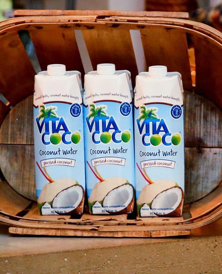 Vita Coco Coconut Waterのインスタグラム：「For some hangovers, you need to bring in the big guns.」
