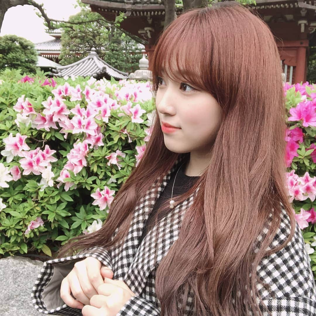 IZ*ONEさんのインスタグラム写真 - (IZ*ONEInstagram)「위즈원~~~!! 잘 지냈어요?? 어제 아사쿠사에 갔어요~~☀︎ 일본에서는 내일부터 골든위크입니다✨ 꼭 즐겁게 보내세요~!! ⠀⠀⠀ ウィズワーーン！お元気ですか？？ 昨日、浅草行ってきました☀︎ 明日からのゴールデンウィーク楽しんでくださいねっ🥳 ⠀⠀⠀ #나코 #なこ #矢吹奈子 #IZONE #아이즈원 #アイズワン」4月28日 10時49分 - official_izone