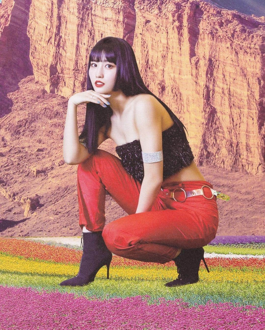 モモさんのインスタグラム写真 - (モモInstagram)「♡ [Scan] 190428 - “FANCY YOU” Version B Scans  #MOMO #트와이스 #모모 #平井もも #もも #TWICE ©ztothek」4月28日 11時36分 - momojype