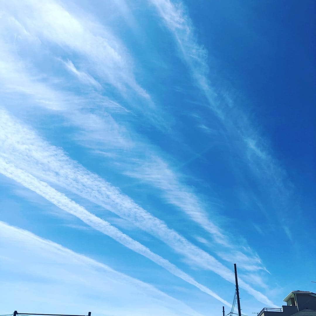 宙也さんのインスタグラム写真 - (宙也Instagram)「放射雲。」4月28日 11時32分 - chuya_aquarius