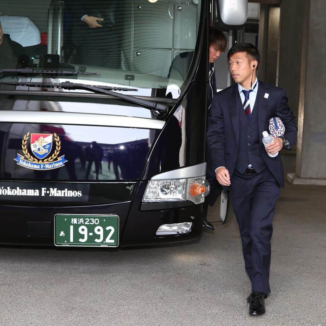 横浜F・マリノスさんのインスタグラム写真 - (横浜F・マリノスInstagram)「Arriving with style😎 . #fmarinos #Jリーグ #jleague #suits #スーツ #オーダースーツ by @globalstyle_jp  #平成最後」4月28日 11時34分 - yokohamaf.marinos