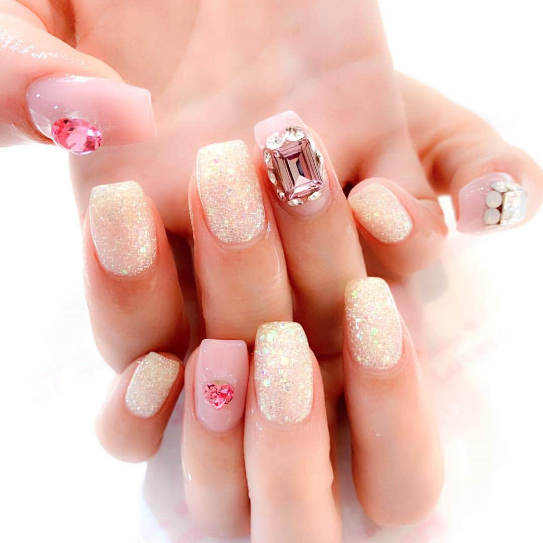 Jill&Loversさんのインスタグラム写真 - (Jill&LoversInstagram)「💖 #jillandlovers #nail #nailart #paragel #gelneil#gel #ネイル #ネイルアート #me #look #love #かわいい」4月28日 12時31分 - jillandlovers