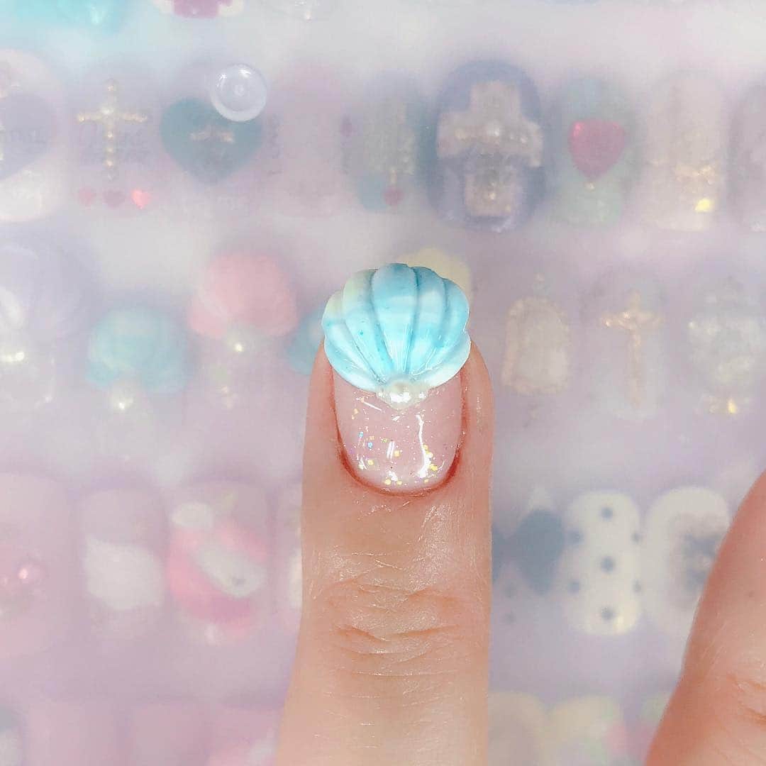 なかやまちえこさんのインスタグラム写真 - (なかやまちえこInstagram)「2019.04.27 TAT新潟 demonstration #nail #nails #nailart #ネイル #美甲 #ネイルアート  #clou #nagel #ongle #ongles #unghia #japanesenailart #manucure #네일 #젤네일 #네일아트 #네일리스트 #japanesenails #manicurist #gelnails #なかやま仕事 @pregelofficial @tatniigata_bzone  母方の祖父母の生まれ育った場所に初めて行けて嬉しかったです😌💓⠀ 来てくださった方が皆様良い方で楽しくて、また行けたらいいな😊💓✨」4月28日 13時27分 - chiekonakayama