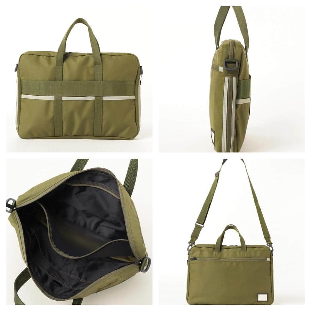 B JIRUSHI YOSHIDAさんのインスタグラム写真 - (B JIRUSHI YOSHIDAInstagram)「【Recommend Item】 PORTER × B印 ヨシダ (GS) / 別注 NEW EXPANDABLE BRIEFCASE . 長年人気を博している＜B印 ヨシダ＞と＜PORTER＞による〝GS（ジーエス/GLOBAL STANDARD）”ラインのビジネスバッグのNEWバージョン。 全体をシックなワントーンでまとめ、内部にはPCや書類が収まるスリーブ、手帳やペン、ウォレットなど貴重品を小分けできるポケットを完備。 背面のベルトをキャリーバッグの取っ手に通すことで固定できるので、出張の際も便利です。 . PRICE：￥23,000+TAX COLOR：BLACK/NAVY/GREY/OLIVE . #bjirushiyoshida #B印YOSHIDA #成田#NARITA #BEAMS#ビームス#yosidakaban#吉田カバン#ポーター#porter #비지루시요시다 #도쿄 #다이칸야마 #빔스 #빔즈 #포터 #데일리룩 #B印YOSHIDAlineup #GS #naritaairport #成田空港 #travel #旅行  #ビジネスバッグ」4月28日 13時51分 - bjirushiyoshida