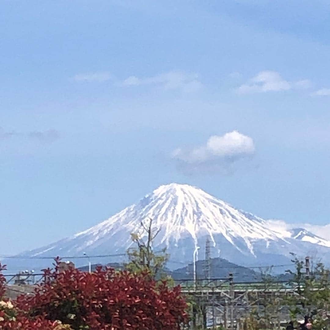 斎藤ノブのインスタグラム：「#富士山から煙 #静岡」
