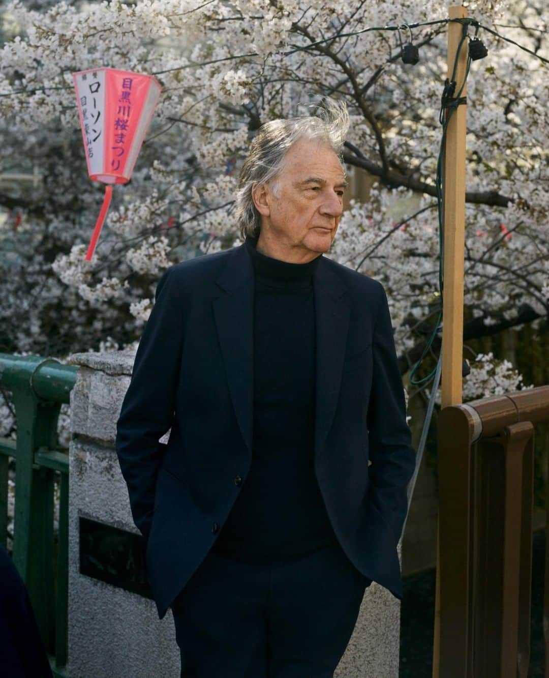 MR PORTERのインスタグラム：「In this week's #MRPORTERJournal, find out what happened when we took a trip to Japan with Sir @paulsmith. The veteran British designer discusses his enduring relationship with the country and its people.⁣ -⁣ Head to the link in bio to read the full article. @paulsmithdesign」
