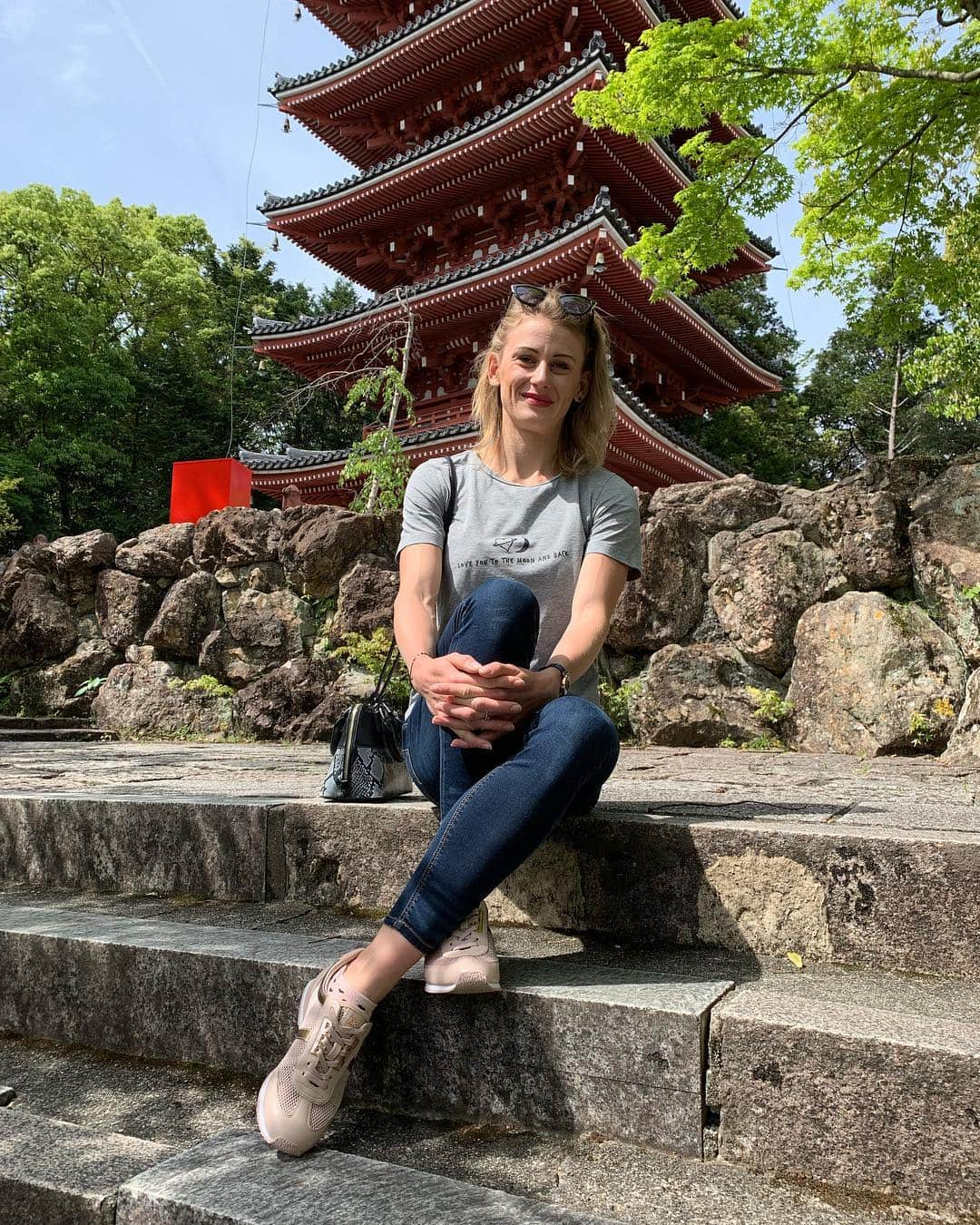 Patrycja WYCISZKIEWICZさんのインスタグラム写真 - (Patrycja WYCISZKIEWICZInstagram)「Kochi 🇯🇵 Wolna niedziela na obozie w Japonii wykorzystana na poznawanie tutejszej kultury! 😍 #japan #kochi #pzla #sportcamp #400 #4x400 #tample #asia #spring #sun #lovelife #patrycjawyciszkiewicz」4月28日 16時16分 - patrycjawyciszkiewicz