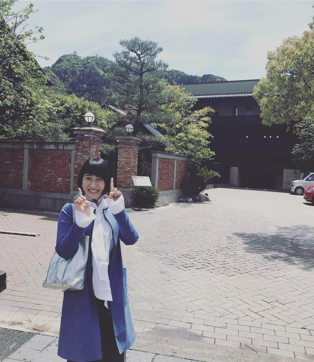 松原凜子さんのインスタグラム写真 - (松原凜子Instagram)「地元の郵便局の春田さん（地元の方ならすぐに分かる😆）にお招き頂き、岐阜市の河原町に行って参りました！！ なんじゃこのお洒落なお店は。 お店を選んで下さったのはどなたなのか、許可を頂けたらお写真と共にアップします。  今日は高橋尚子杯ぎふ清流ハーフマラソンが開催されていて、川の向こうに大勢のランナーの方々が見えました。 死ぬまでに出たいなと思った次第であります😇  #河原町 #lanouvellelune  #高橋尚子杯ぎふ清流ハーフマラソン」4月28日 16時21分 - rinko_matsubara