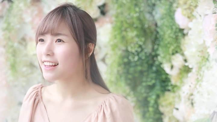 Miss Hunnyのインスタグラム：「女仔講得最多嘅謊言， 除咗「我冇嘢😒」之外， 都莫過於明明化咗妝都話： 「吓？我皮膚好好咩😯？我都冇化妝☺️」…… @Innisfree_hongkong 出咗呢個產品之後，各位女生就可以光明正大咁講： 「我冇化妝啊，日常保養之嘛😌」 5月1號🌸有得買  #粉嫩櫻花肌 #innisfreeHongKong」