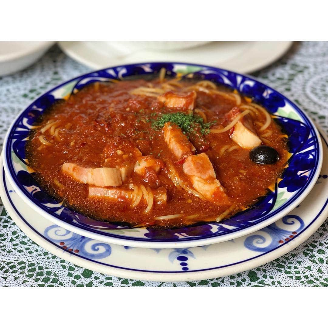 中田奈沙さんのインスタグラム写真 - (中田奈沙Instagram)「Italian lunch in Nasu🍝🍕 GW前半はまず那須からスタート😎 那須に来たら必ず食べに来る 《Gioia Mia（ジョイアミーア）》で ランチ🍴✨ * #奈沙ログ #奈沙ログin那須 * * #lunch #nasu #tochigi #japan #gioiamia #italian #foodstagram #foodie #foodgasm #instafood #foodpic #foodporn #gourmet #pizza #pasta #spaghetti #gw #ランチ #那須 #ジョイアミーア #ジョイアミーア那須本店 #栃木 #グルメ #ピザ #パスタ #平成最後 #ゴールデンウィーク #イタリアン」4月28日 17時44分 - nasa_nakada