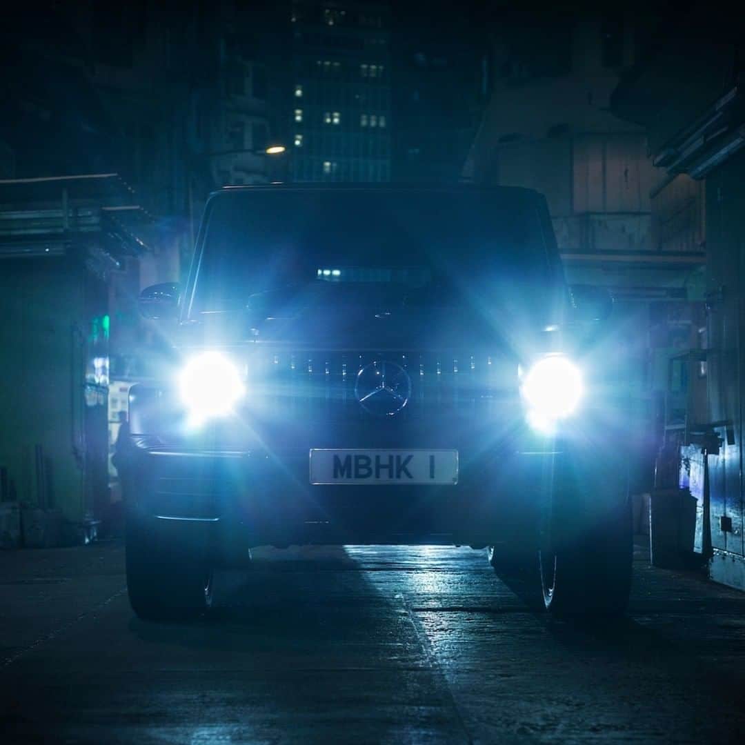 Mercedes AMGさんのインスタグラム写真 - (Mercedes AMGInstagram)「[Mercedes-AMG G 63 | Fuel consumption combined: 13.1 l/100km | CO2 emissions combined: 299 g/km]  Becoming the monster in the night isn't such a bad thing after all. 😉 #StrongerThanTime  Photo: @ryan.koopmans for #MBsocialcar  #MercedesAMG #DrivingPerformance #GClass」4月28日 18時00分 - mercedesamg