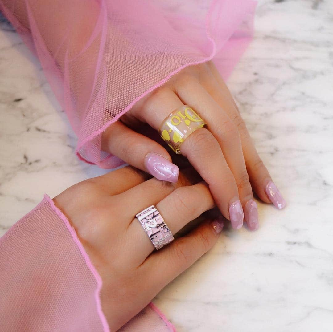 Vintage Brand Boutique AMOREさんのインスタグラム写真 - (Vintage Brand Boutique AMOREInstagram)「Christian Dior Vintage clear ring & pink trotter rings  Free Shipping Worldwide✈️ DM for more information ≫ ≫ ≫✉️ #ヴィンテージ #ディオール #ヴィンテージディオール #レディディオール #ヴィンテージブランドブティック #アモーレ #アモーレトーキョー #表参道 #東京 #青山 #vintage #Dior #christiandior #vintagedior #vintagebrandboutique #AMORE #amoretokyo #omotesando #aoyama」4月28日 18時18分 - amore_tokyo