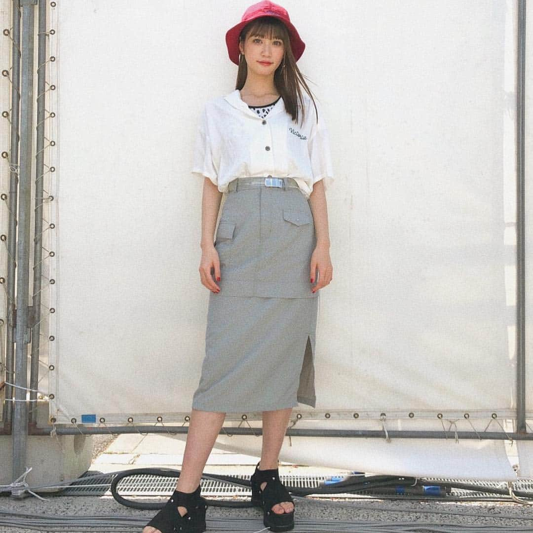 FUKAMIさんのインスタグラム写真 - (FUKAMIInstagram)「ティーンのカリスマ生見愛瑠さん。 ありがとうございました💓 #mywork  HAT @laguagem  SHIRT @laguagem  BELT @gu_global  SKIRT @laguagem  SHOSE @laguagem  ACCESSORY @lattice_lessignes」4月28日 18時16分 - stylist_fukami