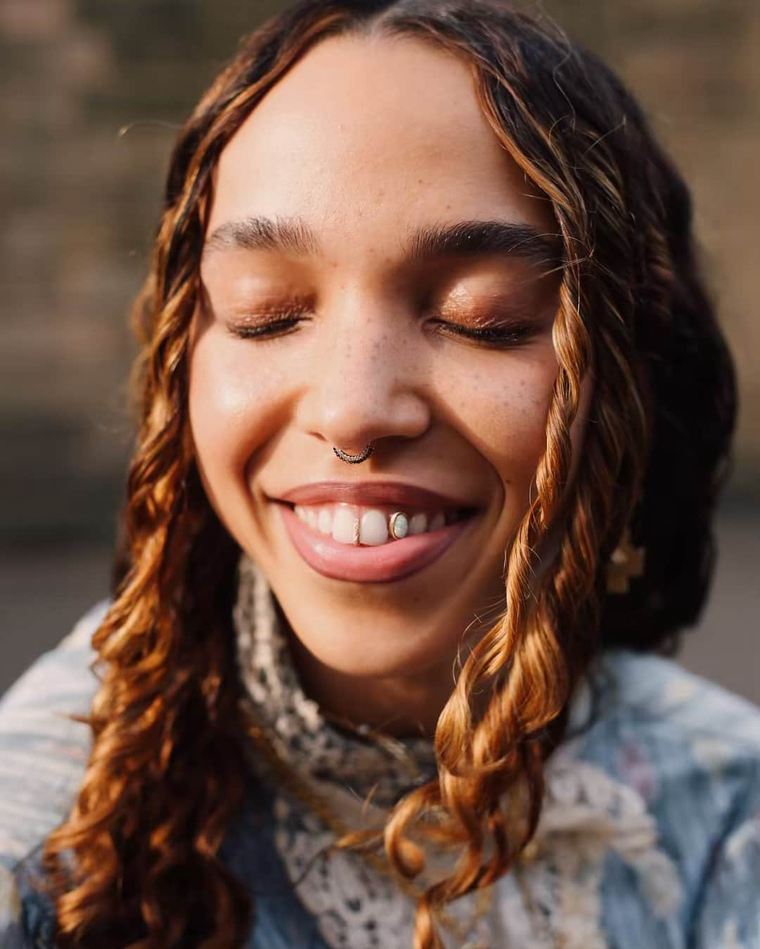 FKAツイッグスさんのインスタグラム写真 - (FKAツイッグスInstagram)「opals, toofy pegs, ringlets, pavements.」4月29日 3時43分 - fkatwigs