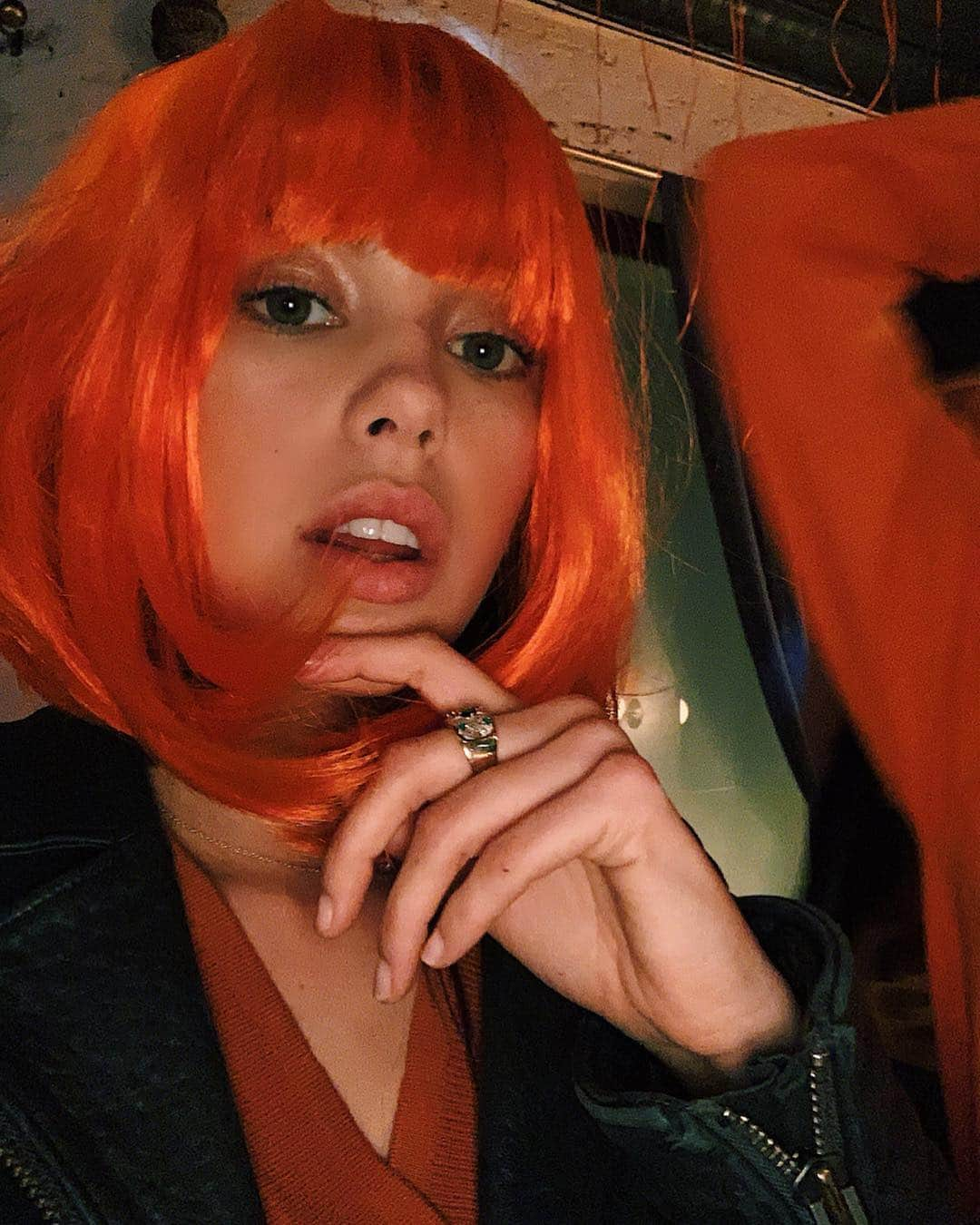 のインスタグラム：「There’s a first time for everything  #kingsday #🧡 #👩🏼‍🦰」