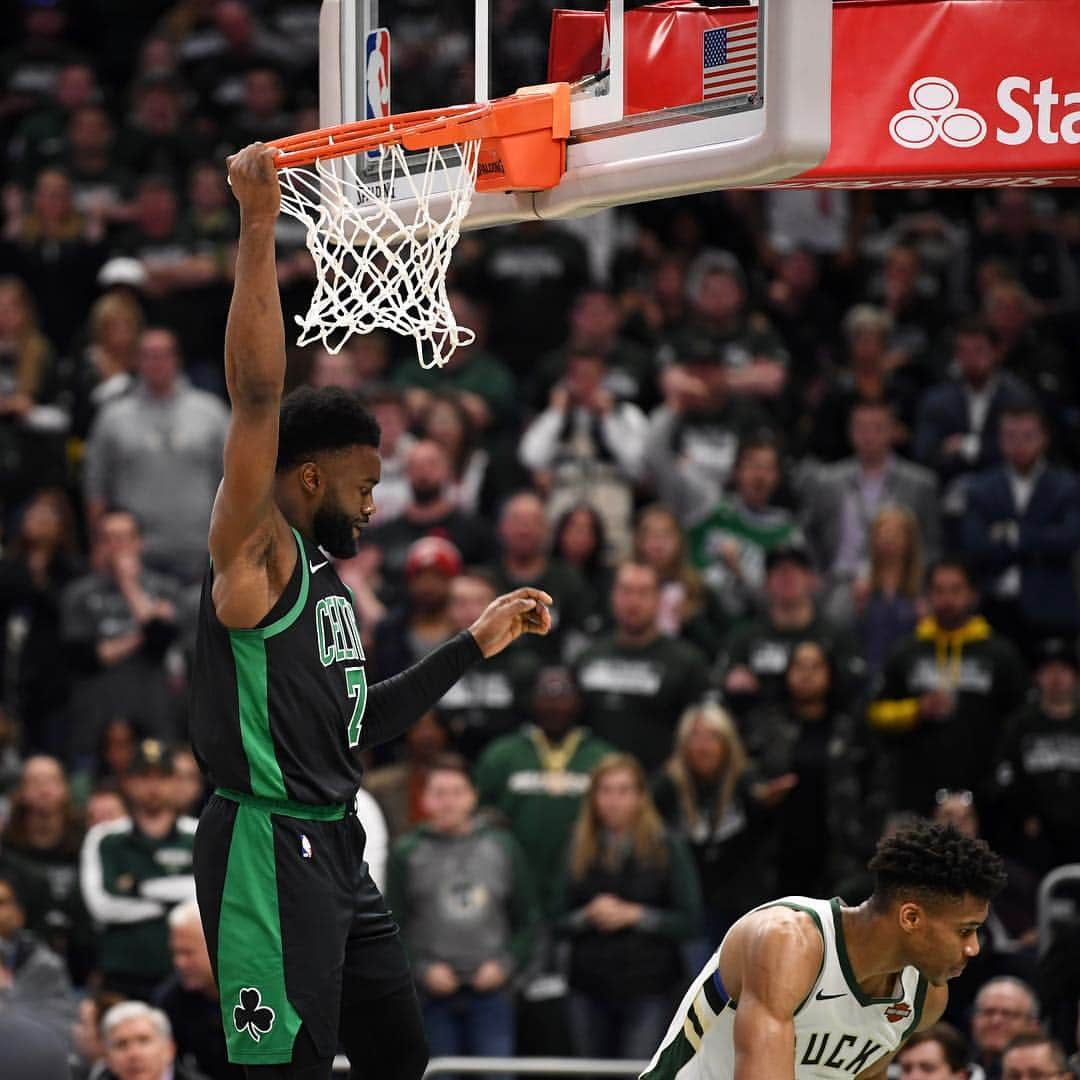 ボストン・セルティックスさんのインスタグラム写真 - (ボストン・セルティックスInstagram)「👀」4月29日 3時58分 - celtics