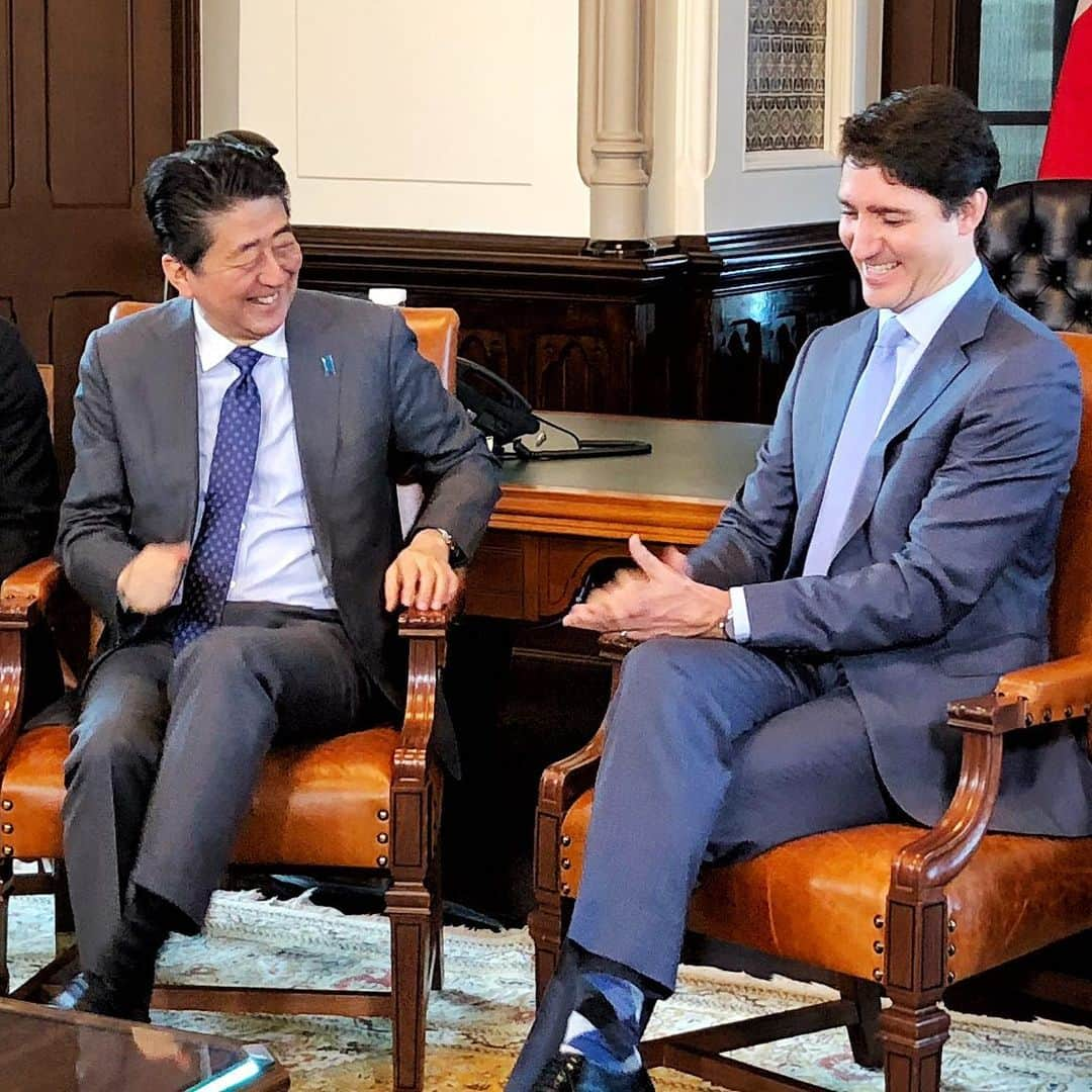 首相官邸さんのインスタグラム写真 - (首相官邸Instagram)「#カナダ #トルドー首相 との#首脳会談 #Canada 🇨🇦 #ottawa #国会議事堂 #parliamenthill #SummitMeeting with @justinpjtrudeau  #欧米訪問 最後の国 #平成最後 の外国訪問 🌎🛩 #by官邸スタッフ #Photo by #官邸カメラ隊 📸 @shinzoabe」4月29日 4時47分 - kantei