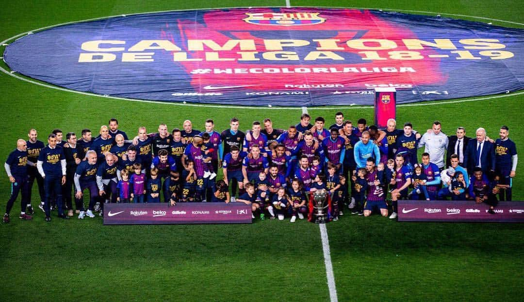 セルジ・サンペルさんのインスタグラム写真 - (セルジ・サンペルInstagram)「Campions de lliga. Un orgull haver format part d’aquest equip. Força Barça🔴🔵」4月28日 20時10分 - sergisamper