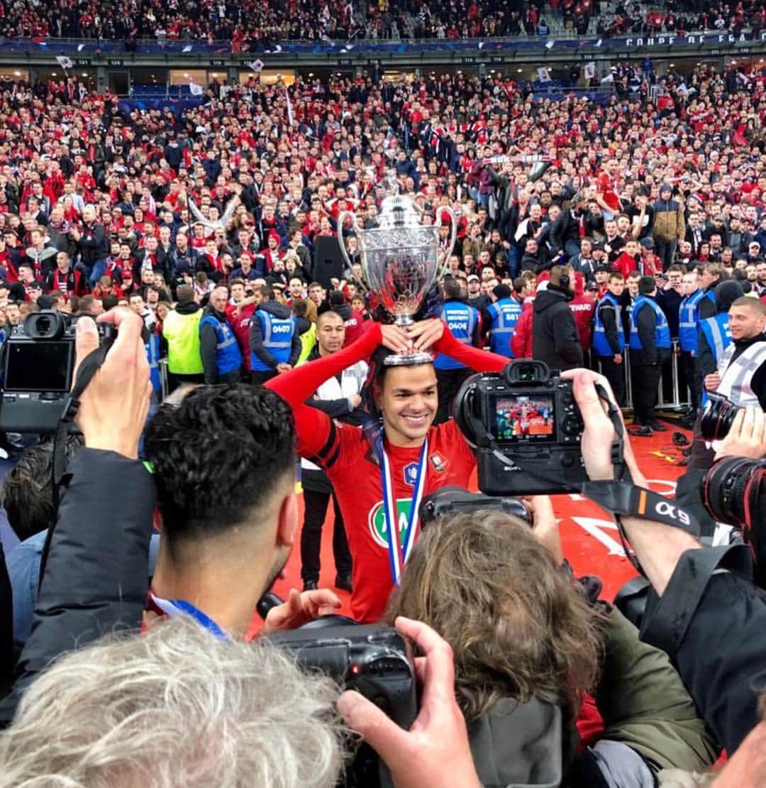 ハテム・ベン・アルファのインスタグラム：「Victoire de la coupe de france🏆🥇Merci a tous..」