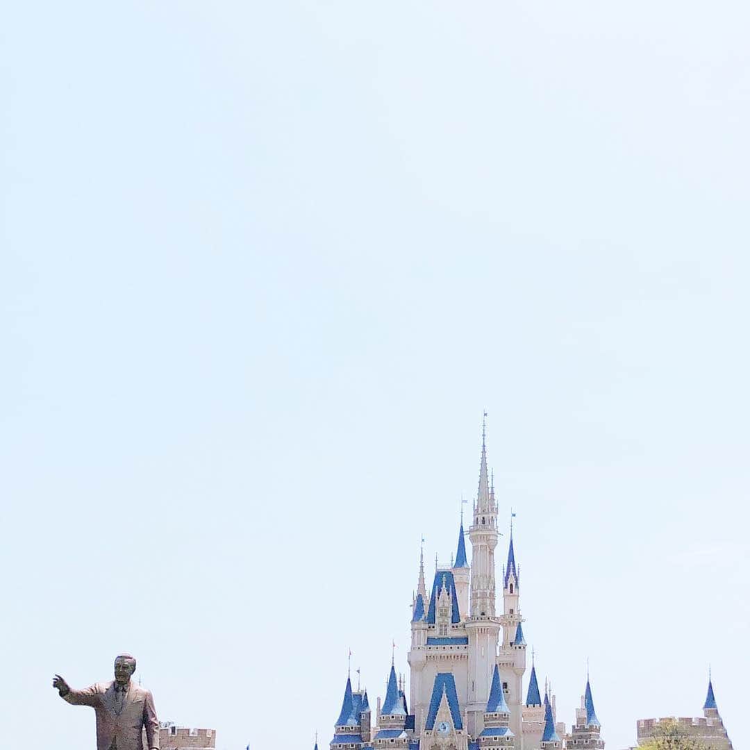 Rihoのインスタグラム：「Tokyo Disneyland」