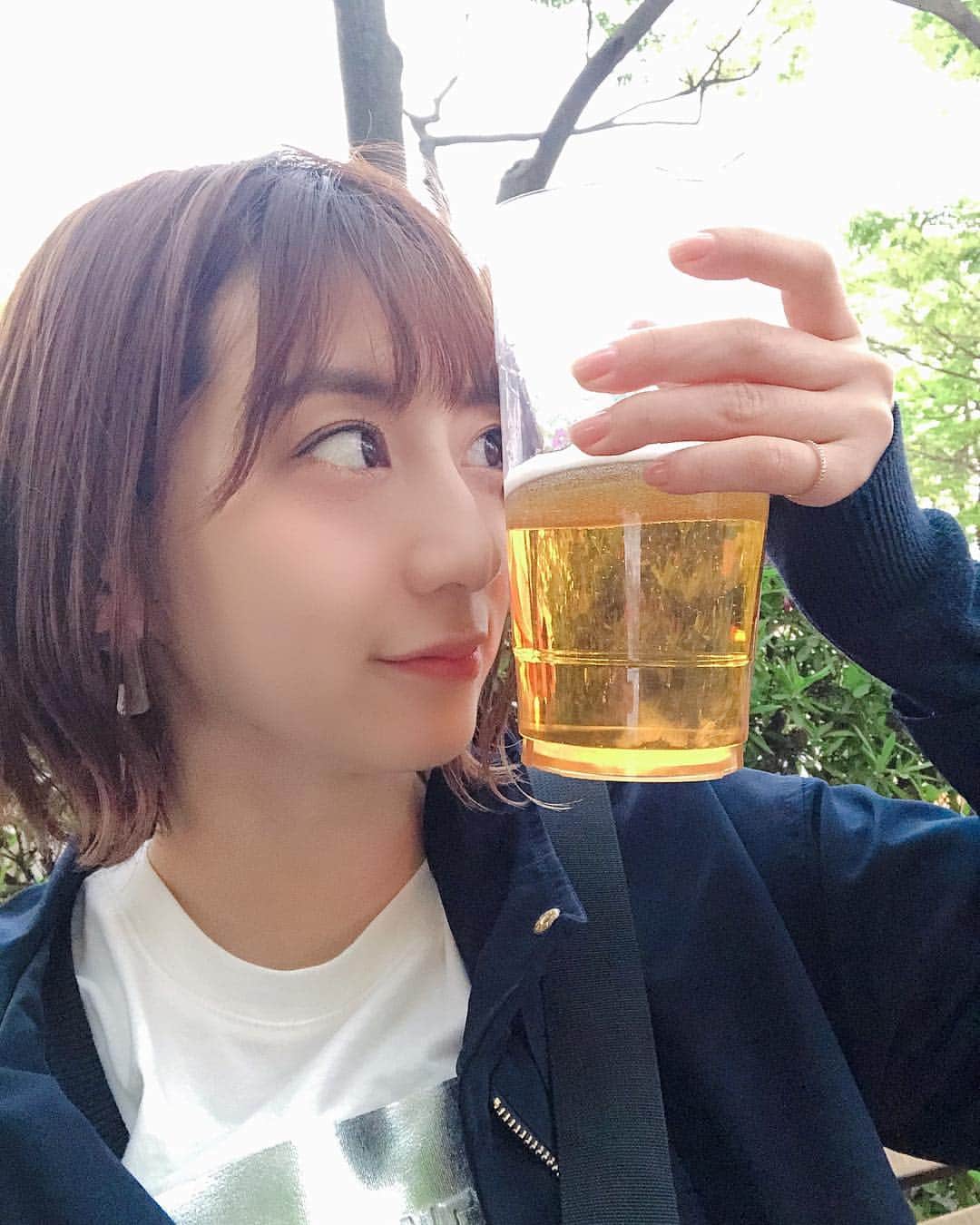 坂本麻子さんのインスタグラム写真 - (坂本麻子Instagram)「. TOKYO RAINBOW PRIDE 2019 に遊びにいってきました🌈 昼間っから顔と同じくらいの メガサイズビール🍺を 平らげて楽しんできました❤️ さいっくぅー✨ . 明日は須恵町つつじ祭り！ きてね🌺 #tokyorainbowpride  #代々木公園#メガビール」4月28日 21時15分 - sakamoto_asako