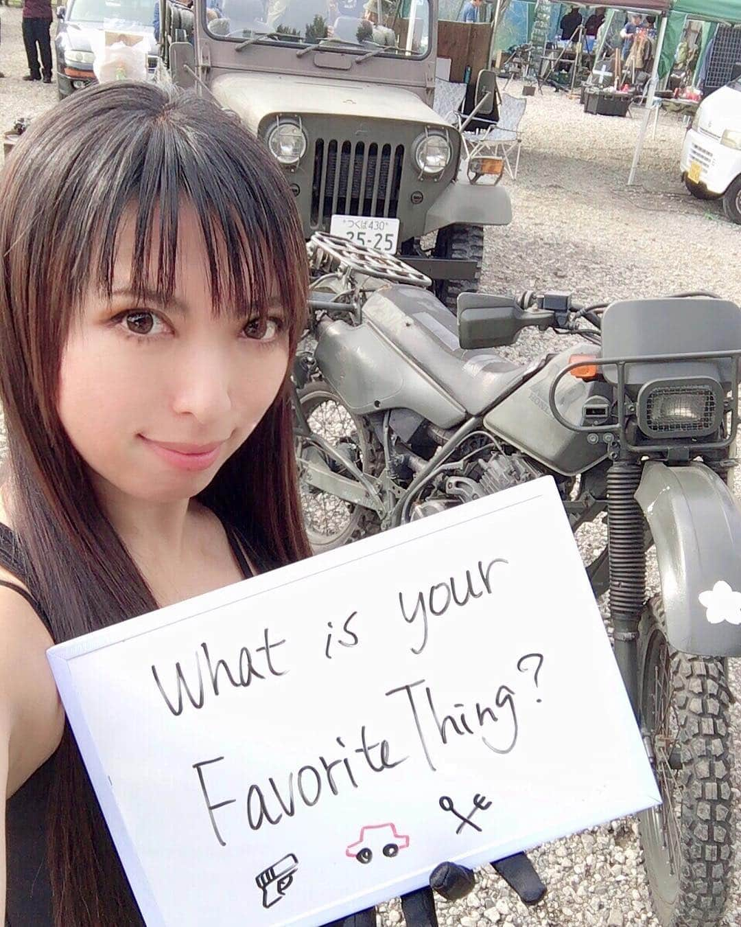 みりどる乙夜さんのインスタグラム写真 - (みりどる乙夜Instagram)「What is your favorite thing? What’s are you into? 🌹🥋🎼🔫✈️🏍🏄‍♀️😋 #whatisyourfavorite #question #favoritethings #international #military #militarygirl #militarywoman #worldmilitary #vehicle #motorcycle #jgsdf #mitsubishi #jeep #weekend #message #selfie #japan #japanesegirl #質問 #メッセージ #ミリタリー #サバイバルゲーム #自撮り #三菱 #バイク #偵察バイク #陸自 #ジープ #ミリドル #乙夜」4月28日 21時20分 - itsuya_miridoru