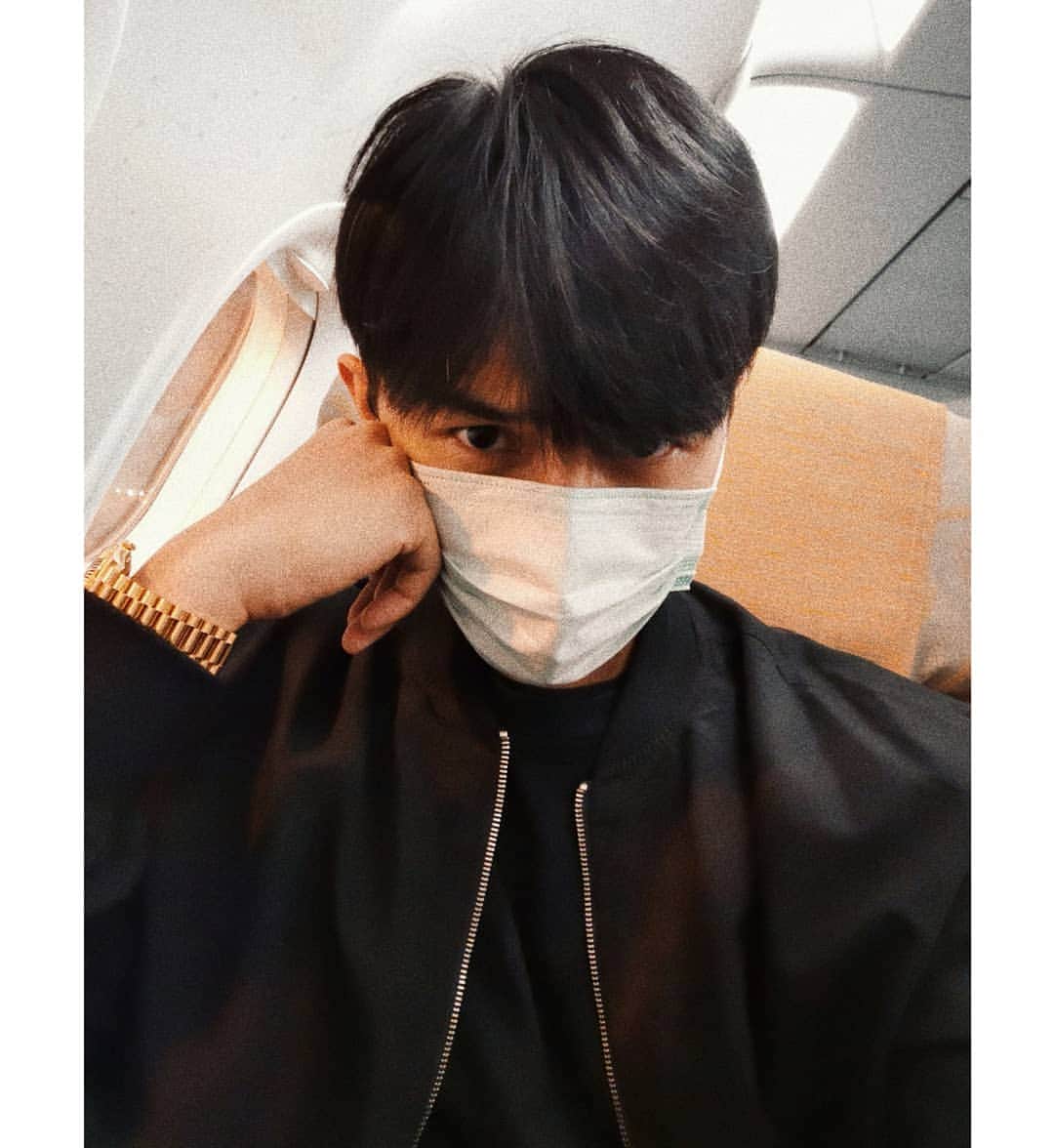 ダンソン・タンのインスタグラム：「🛫🤧😵🤒😷🛬 #DT #唐禹哲 #HOTHEART #SEVENDAYS」