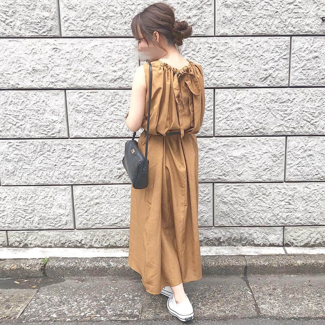 haruさんのインスタグラム写真 - (haruInstagram)「ㅤㅤㅤㅤㅤㅤㅤㅤㅤㅤㅤㅤㅤ ㅤㅤㅤㅤㅤㅤㅤㅤㅤㅤㅤㅤㅤ ㅤㅤㅤㅤㅤㅤㅤㅤㅤㅤㅤㅤㅤ #ootd ㅤㅤㅤㅤㅤㅤㅤㅤㅤㅤㅤㅤㅤ この前🐻さんとデートした日のコーデ💕 湿気ですごくむしむしあつかったので このコーデでも大丈夫でした😖 ㅤㅤㅤㅤㅤㅤㅤㅤㅤㅤㅤㅤ 雨降ってきて2人の写真はとれなかったけど ブラウン系 × デニム でそろえてました☺💓 ㅤㅤㅤㅤㅤㅤㅤㅤㅤㅤㅤㅤㅤ ワンピースは ウエストマークして 丈も少しあげてます✨ ㅤㅤㅤㅤㅤㅤㅤㅤㅤㅤㅤㅤㅤ ❤︎ one-piece : #titivate ❤︎ outer & ring : #grl ❤︎ bag : #senseofplacebyurbanresearch ㅤㅤㅤㅤㅤㅤㅤㅤㅤㅤㅤㅤㅤ ㅤㅤㅤㅤㅤㅤㅤㅤㅤㅤㅤㅤㅤ 前髪うねうねかストレートかどっちがいいかな？って 🐻さんに聞いたらストレートだったので うねうねせずにしてみました☺♡ ㅤㅤㅤㅤㅤㅤㅤㅤㅤㅤㅤㅤㅤ #ティティベイト#グレイル#プチプラ#ワンピースコーデ @grl_official  #harucd ㅤㅤㅤㅤㅤㅤㅤㅤㅤㅤㅤㅤㅤ」4月28日 22時04分 - __haru3