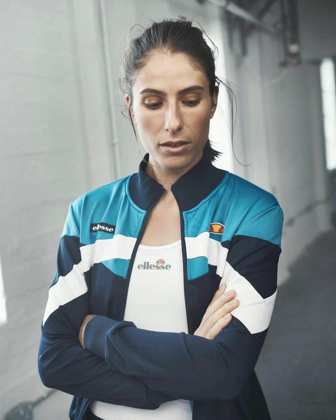 ジョアンナ・コンタさんのインスタグラム写真 - (ジョアンナ・コンタInstagram)「🎾 📸📸🎾 -  #Ellesse」4月28日 22時58分 - johannakonta